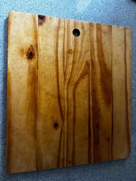 Photo of free Wood chopping board (Oxford, Cowley OX4) #2