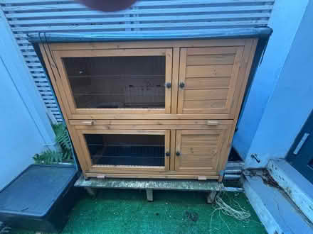 Photo of free Hutch for rabbit/guinea pig (Ealing W5) #4