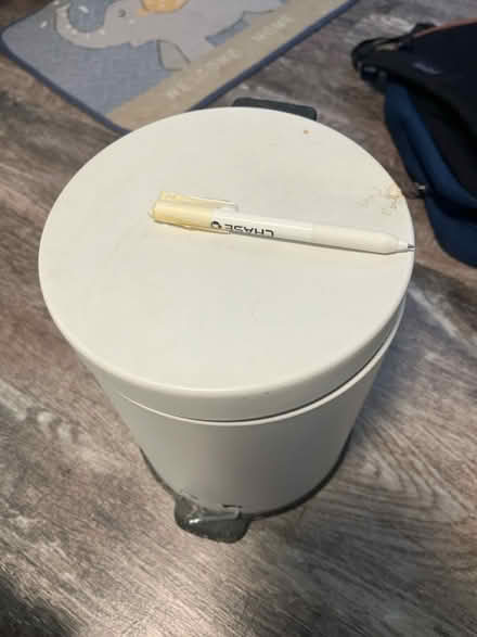 Photo of free Basket and trash bin (Fairfax virginia) #2