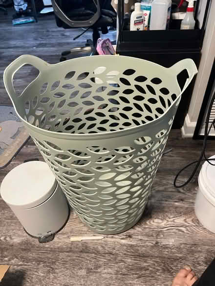 Photo of free Basket and trash bin (Fairfax virginia) #1