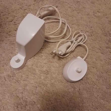 Photo of free 2xbraun oral b toothbrush chargers (Northend BA1) #1
