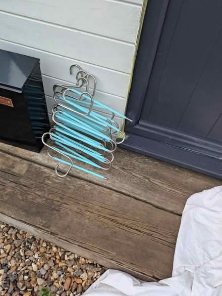 Photo of free high quality trouser hangers (GU3) #1