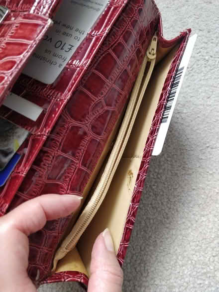 Photo of free Red Faux Leather Purse/Card Holder (Coulsdon CR5) #1