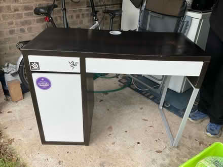 Photo of free Desk (Nr Burgess Hill football club) #2