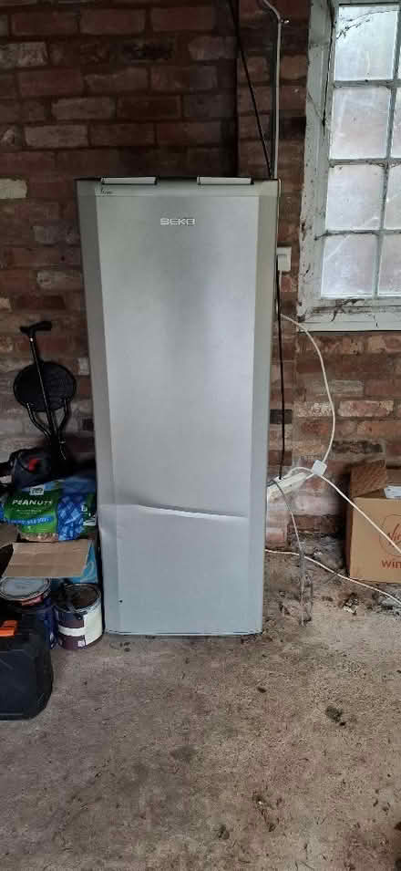 Photo of free Beko fridge (Ashow CV8) #1