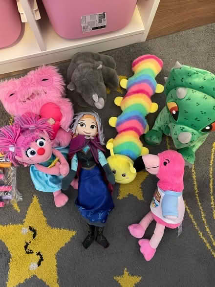 Photo of free Girls items (age 2-4) (Leytonstone E11) #2