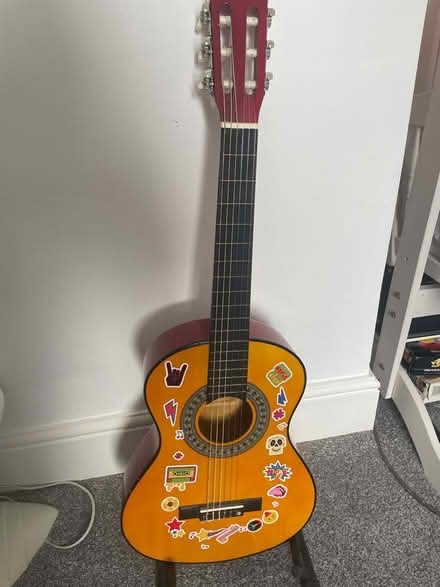 Photo of free Kids guitar (Maldon CM9) #1
