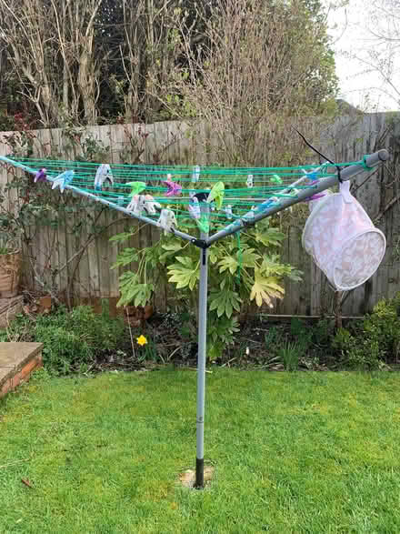 Photo of Washing line like this (Alcester Lanes End B14) #1