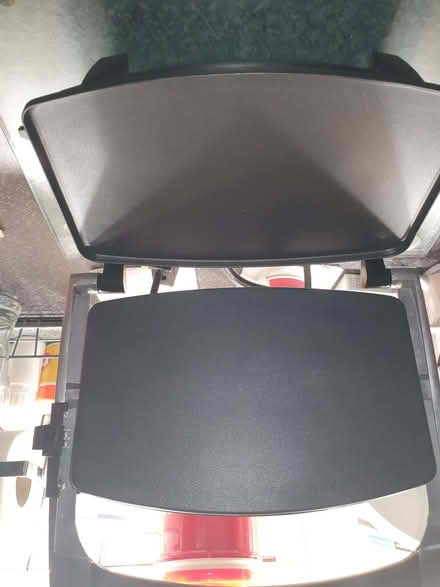 Photo of free breville grill (Crown Wood RG12) #1