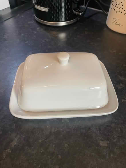 Photo of free Butter Dish (Welton HU15) #1