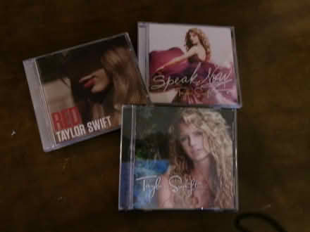 Photo of free Taylor Swift CDs (Northwest Frederick) #1