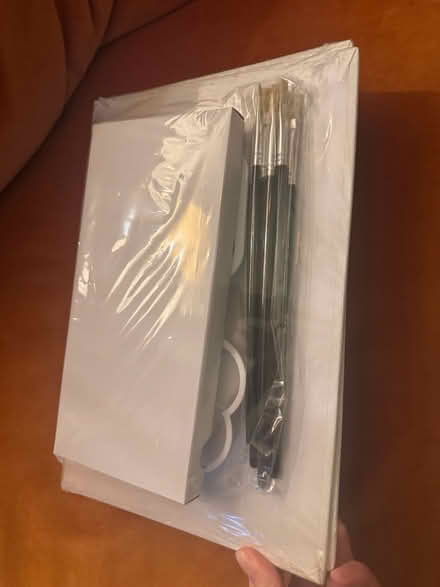 Photo of free Painting kit (Harringay N4) #1