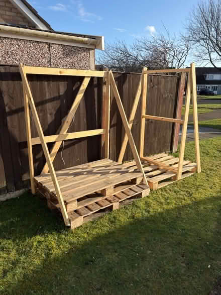 Photo of free Pallet wood (L371pn) #1