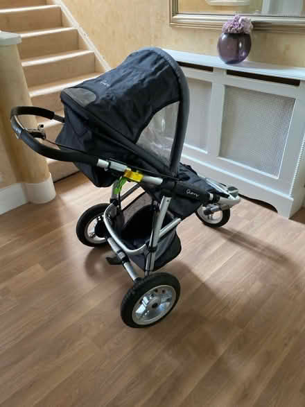Photo of free Pr8 2hx Three wheeler pram, vgc (Southport PR8) #1