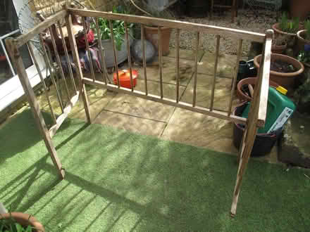 Photo of free Remnants of old wooden cot (Woodstock OX20) #1
