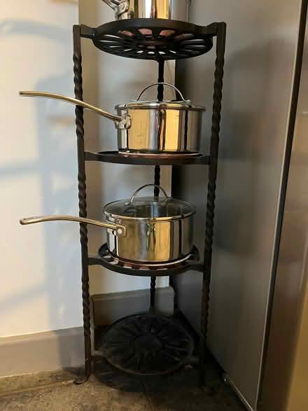 Photo of free Iron pan stand (Abingdon) #1