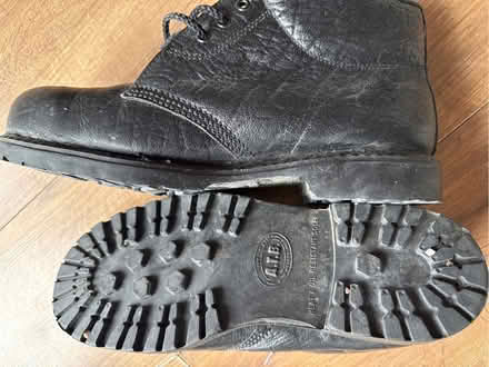 Photo of free Work boots (Risinghurst OX3) #3