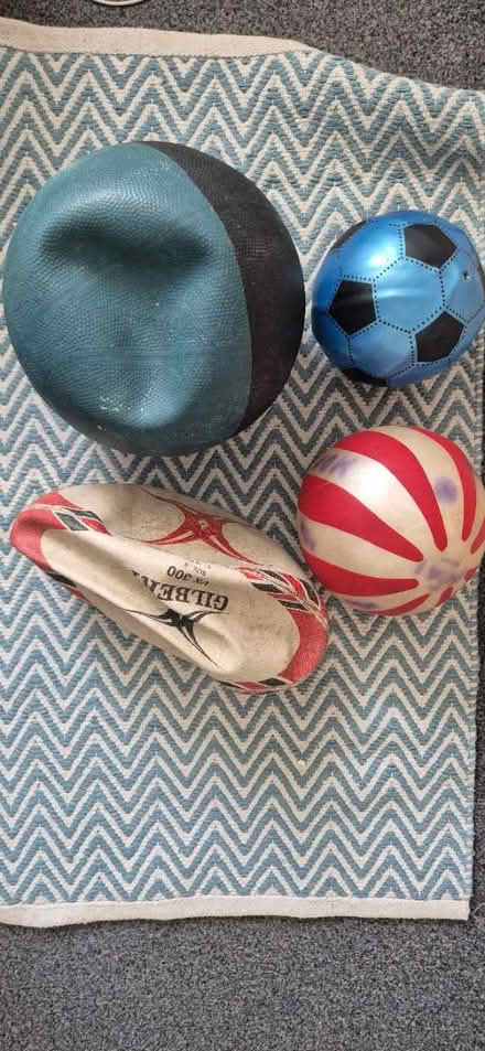 Photo of free Job lot : 4 balls (E17) #1