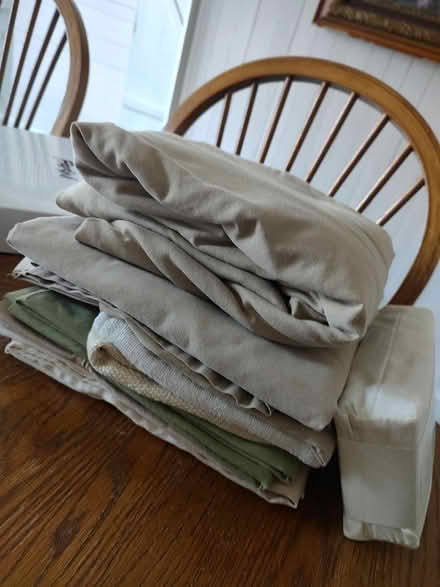 Photo of free Sheets and pillowcases (Odenton) #1