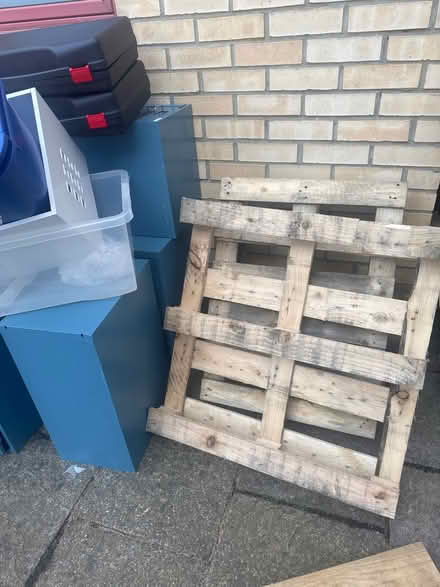 Photo of free Chairs. Cabinets, wooden pallets (Peckham, SE15) #4