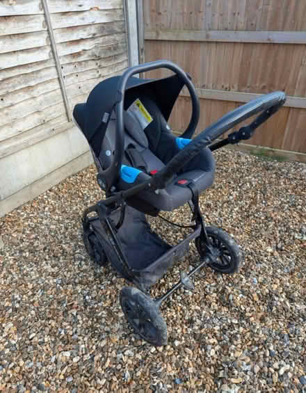 Photo of free 3 in 1 travel system (ME2) #3