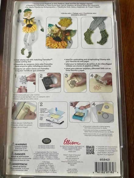 Photo of free Sizzix cutting and stamping die (Northlands Wood) #2