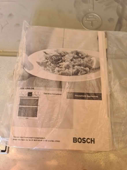 Photo of free Bosch double oven, built-in (Bisley Old Road GL5) #2