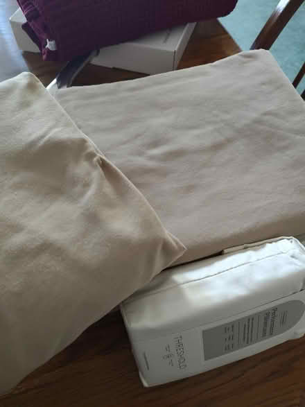 Photo of free Sheets and pillowcases (Odenton) #3