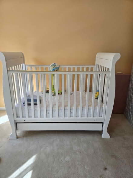Photo of free Crib wooden white with matrass (North Potomac) #1