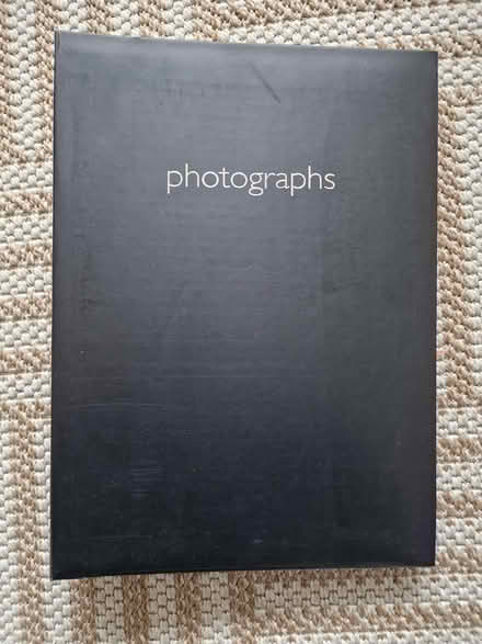Photo of free Photo album for 4x6" photos (Woking GU22 9) #1