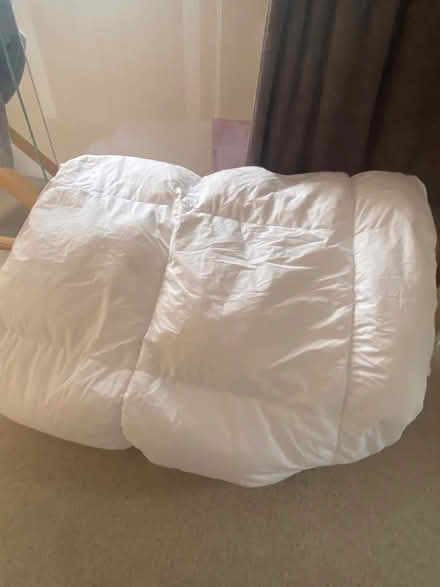 Photo of free King Size Goose Feather Quilt (Coventry CV5) #3