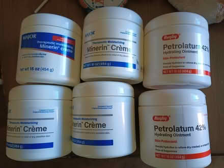Photo of free Minerin Creme & Petrolatum Ointment (Virginia Beach - Salem Lakes) #1