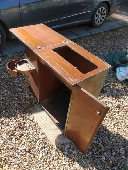 Photo of free Singer sewing machine cabinet (Oaklands, Welwyn AL6) #2