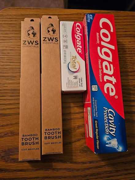 Photo of free toothbrushes and toothpaste (North Denton (288 & 2164)) #1