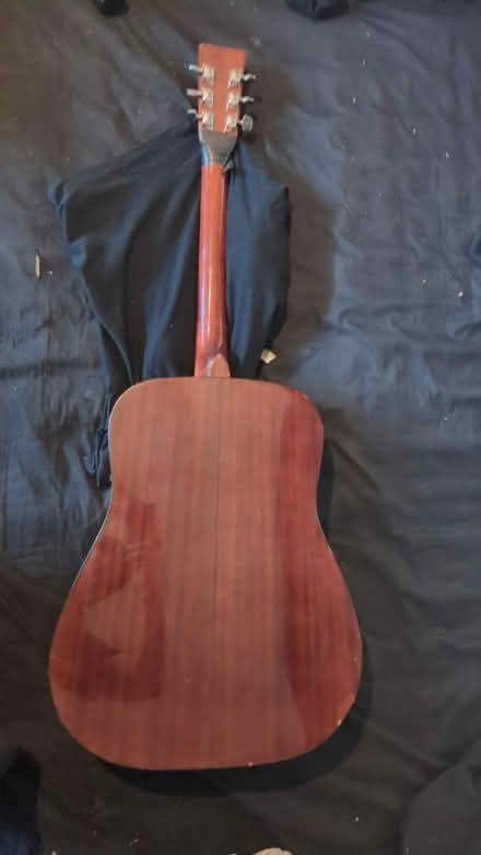 Photo of free Broken/cheap guitars 3 total (Crosspool S10) #4