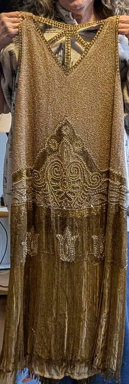 Photo of free 100+ year old dress (Pleasantville) #1