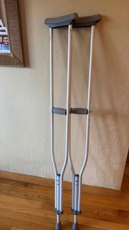 Photo of free Crutches (Los Gatos 95032) #1