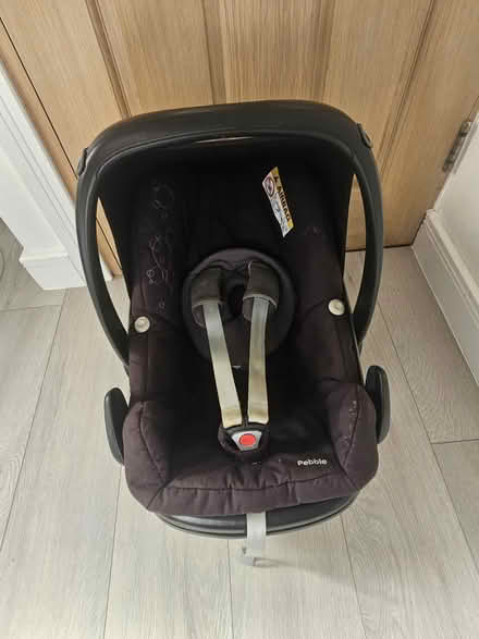 Photo of free Maxi Baby Car seat (Hall green B28) #4
