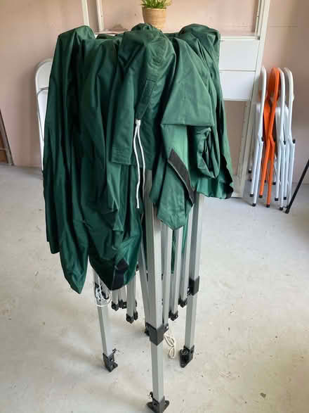 Photo of free Gazebo with bag and pegs (Walton Manor OX2) #4
