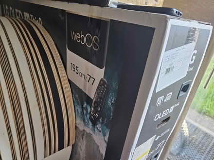 Photo of free Empty TV box (IG1) #2
