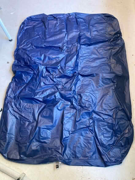 Photo of free 1 Double and 1 Single Air Mattress (slow leaks) (Walton Manor OX2) #3