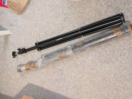 Photo of free 2x Full-Size Photography Stands (RG30) #4