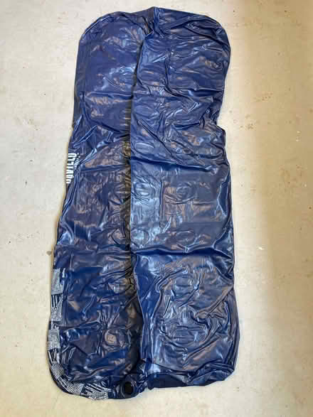 Photo of free 1 Double and 1 Single Air Mattress (slow leaks) (Walton Manor OX2) #4