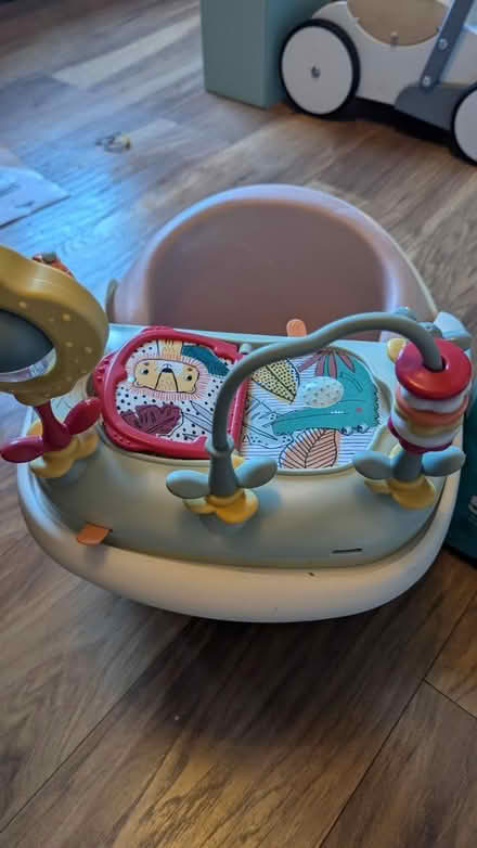 Photo of free Baby Seat with Tray and Toy (Sevenoaks) #2
