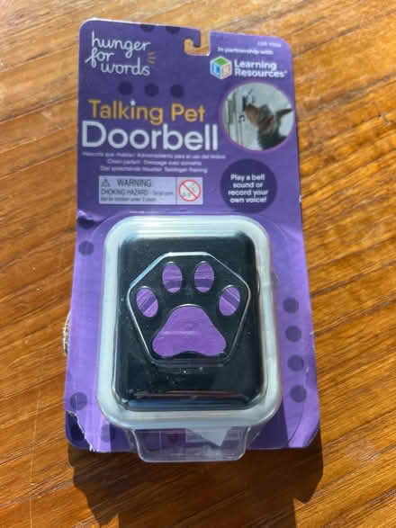 Photo of free Dog Doorbell, Sunglasses, Facemasks (Columbia) #1