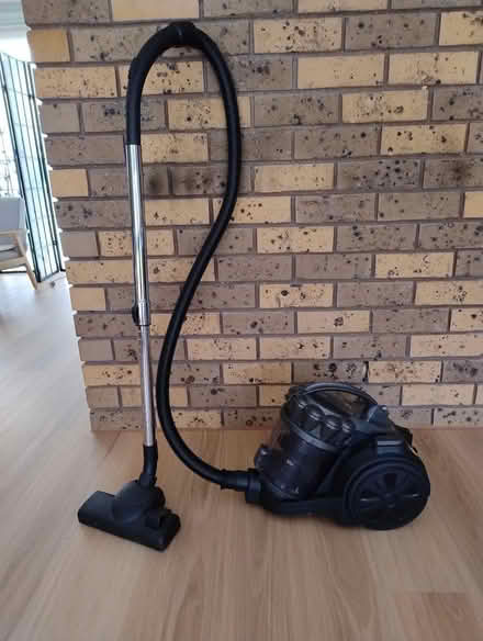 Photo of free Pump/Vacuum cleaner (Mitcham) #2