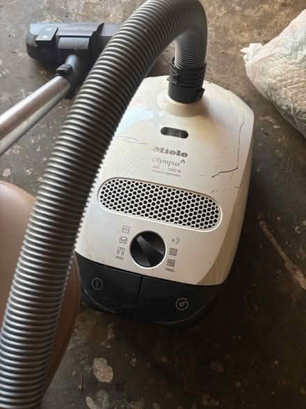 Photo of free Miele vacuum (Highland Park/Eagle Rock) #1