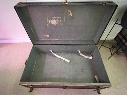 Photo of free Vintage trunk (RH12) #3