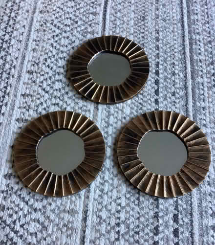 Photo of free Small decorative mirrors (Oakridge RG21) #1