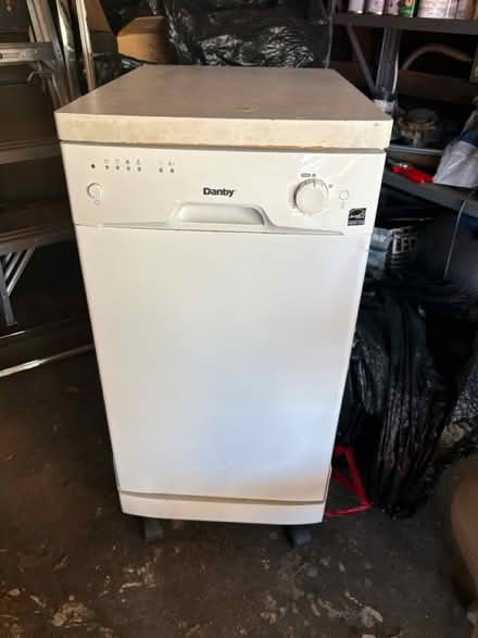 Photo of free Portable dishwasher (Highland Park/Eagle Rock) #1